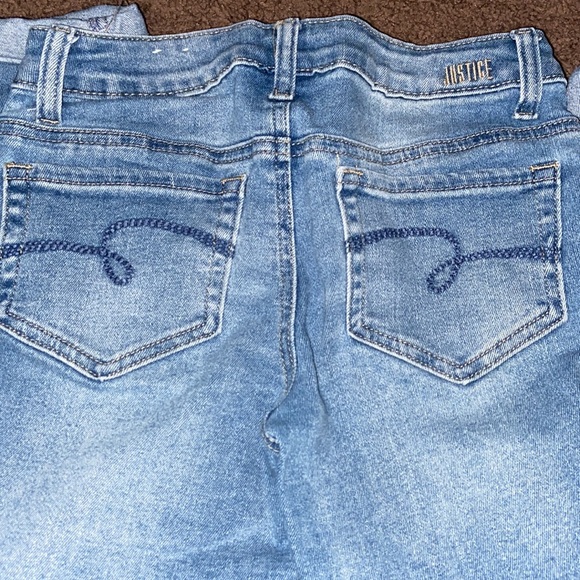 Justice- size 10- very gently used- blue jeans with cute design - Picture 4 of 4
